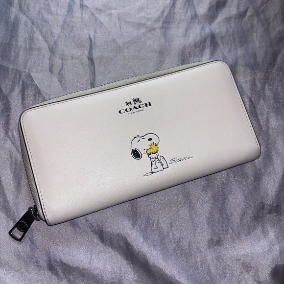Coach Handbags - Not available Used COACH x PEANUTS Wallet Snoopy Woodstock Leather Zip White